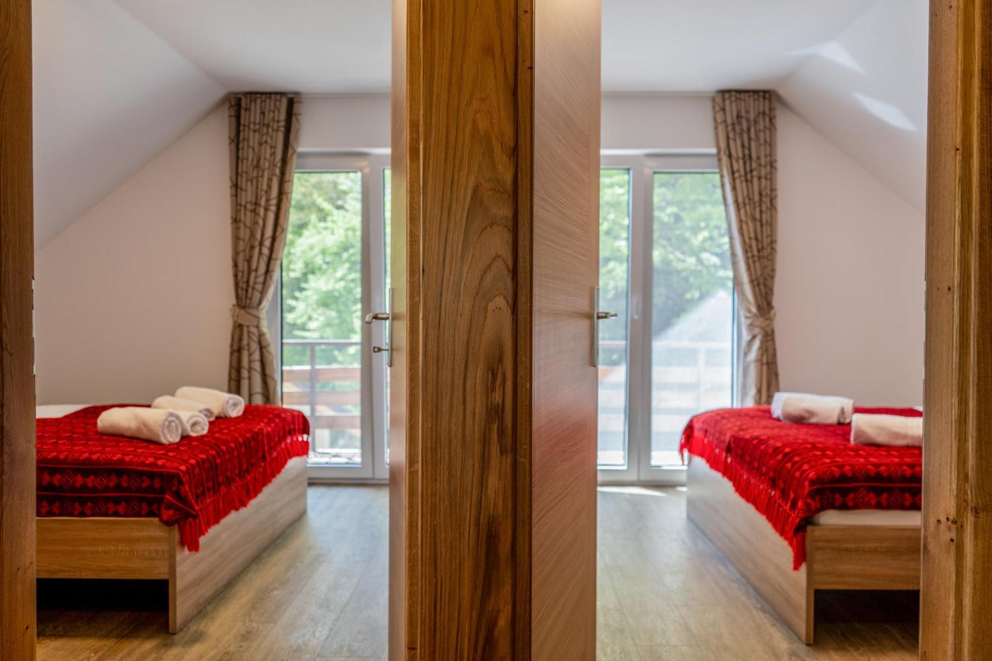 Ribnik Stari Trg Apartment Lesicno Exterior foto